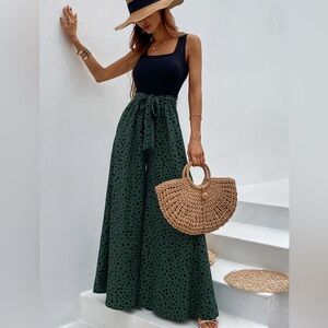 SHEIN VCAY Dalmatian Print Wide Leg Belted
Jumpsuit